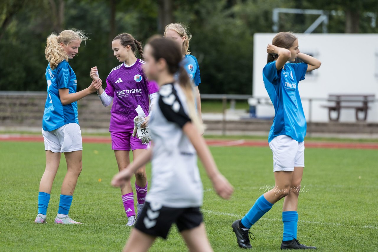 Bild 436 - wBJ VfL Pinneberg - Germania Schnelsen : Ergebnis: 15:1